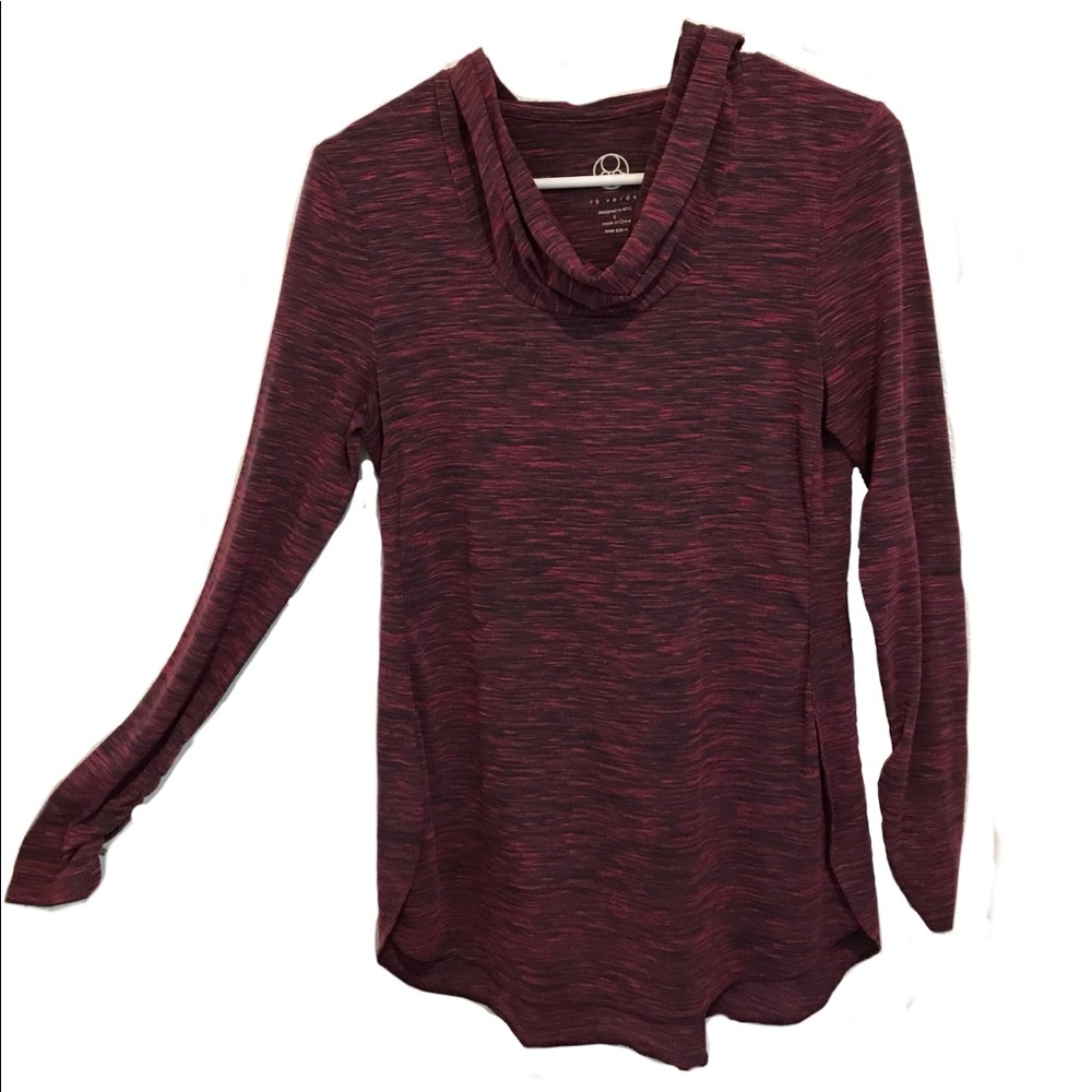 Red Long sleeve hooded shirt